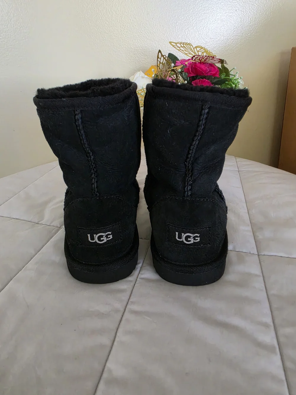 UGG Black Classic Short Suede Booties Girls Size 2